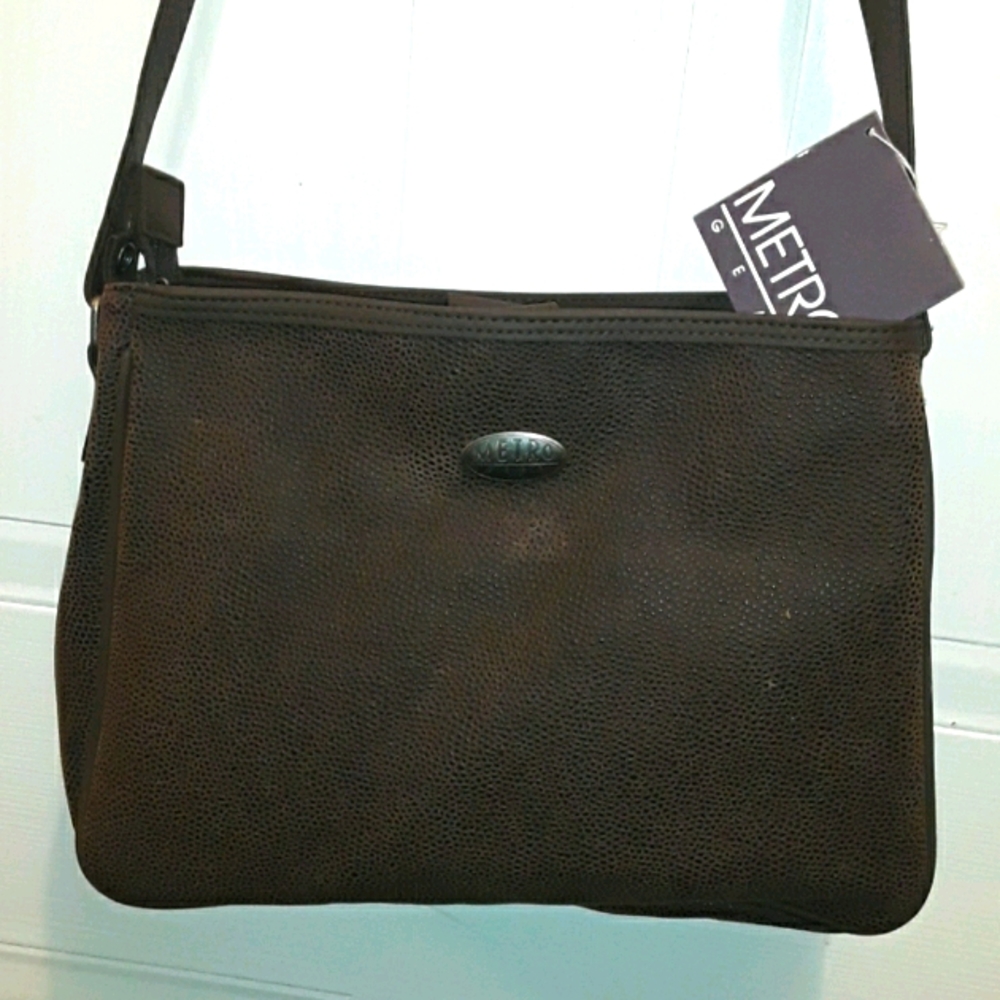 NWT Metro Gear Crossbody Bag